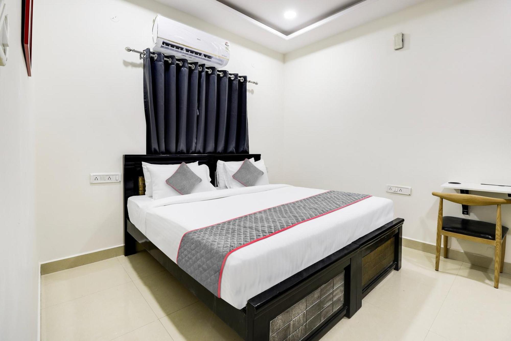 Super Townhouse De Alphabet Hotel Kukatpally Nexus Mall Hyderabad Luaran gambar